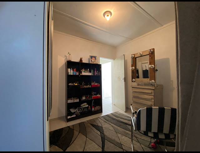 3 BEDROOM HOUSE FOR SALE IN VANDERBIJLPARK CW 4